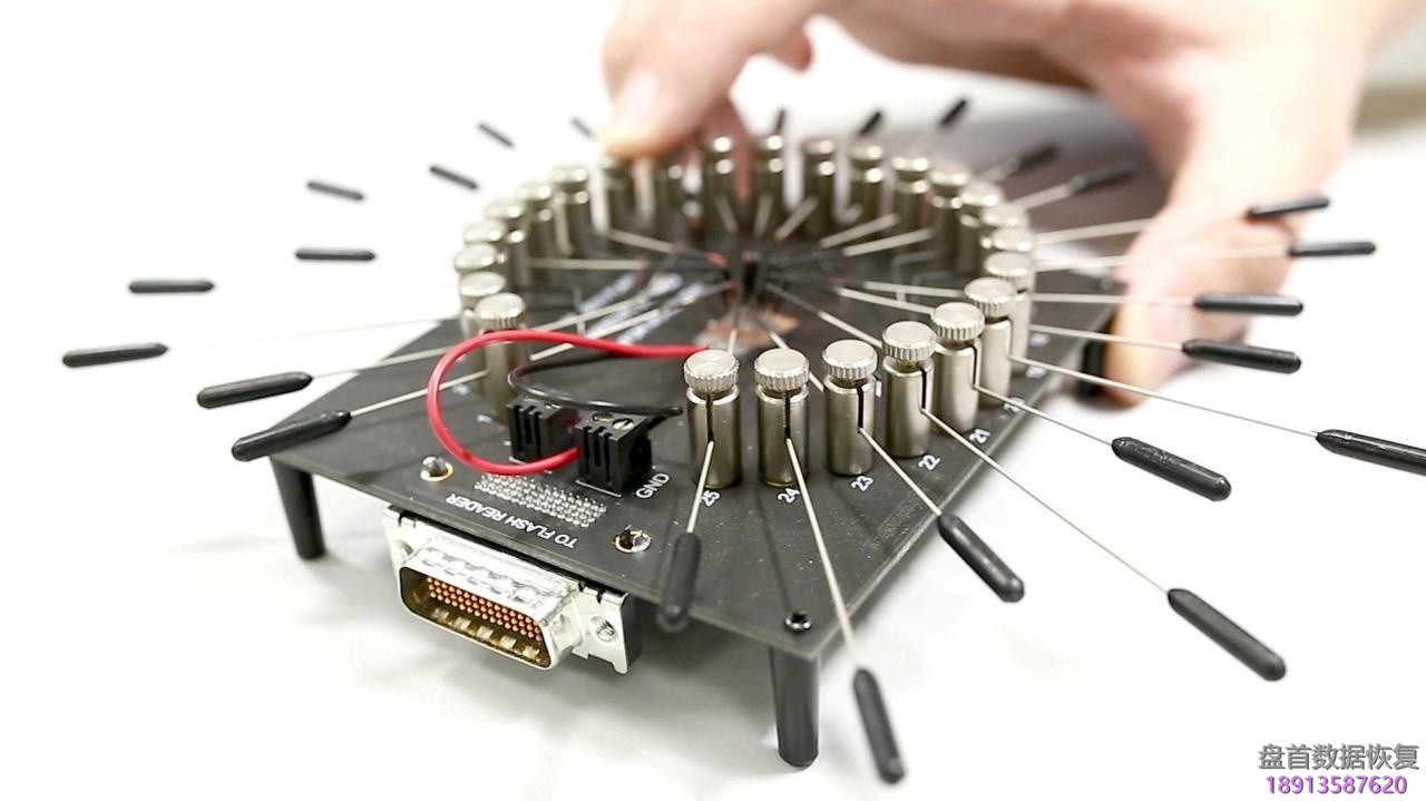 如何使用 PC-3000 Flash 蜘蛛板适配器