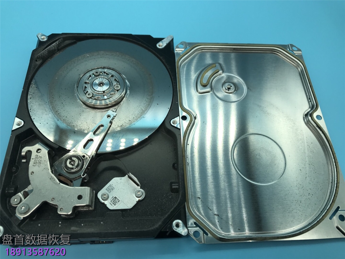友情提示:硬盘损坏异响敲盘请勿长时间通电尝试，会导致盘片划伤