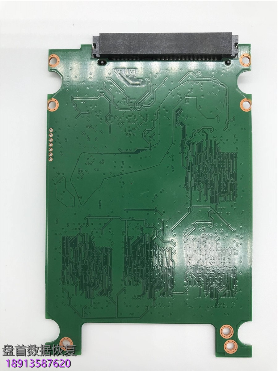 MZ-7TD2560/0L7三星SSD256G固态硬盘掉盘不识别无法读取数据恢复成功