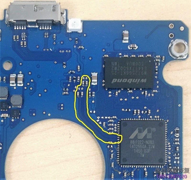 怎么将SATA接口焊接三星硬盘的USB电路板上?三星USB电路板转SATA的方法 三星移动硬盘的USB电路板转SATA的方法!怎么将SATA接口焊接三星硬盘的USB电路板上?