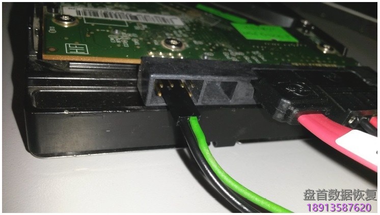 使用PC3000 for HDD的Boot ROM(COM端口)模式读写3.5和2.5西部数据硬盘的ROM