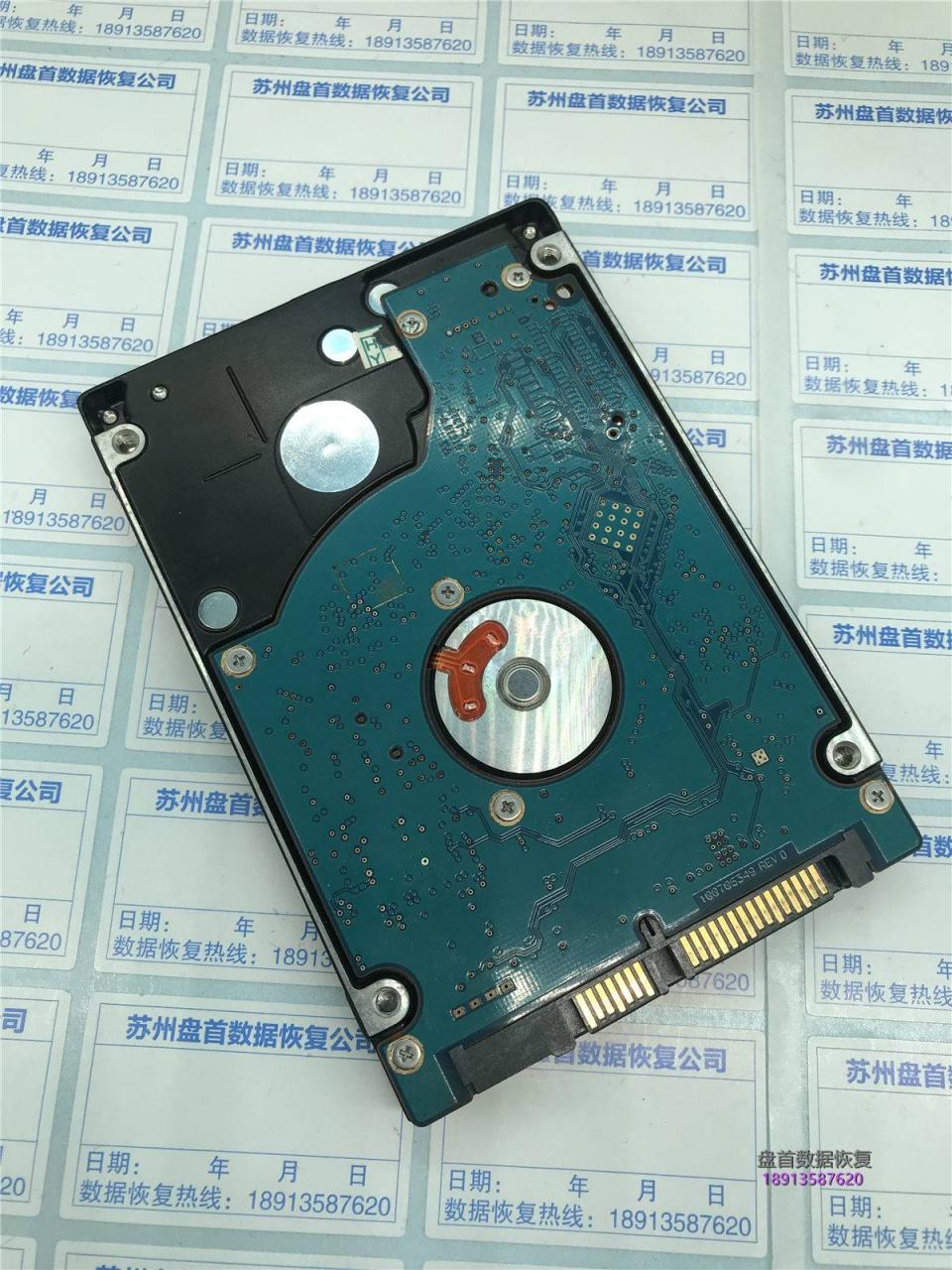 ST1000LM014希捷SSHD混合硬盘通电不转二次恢复成功