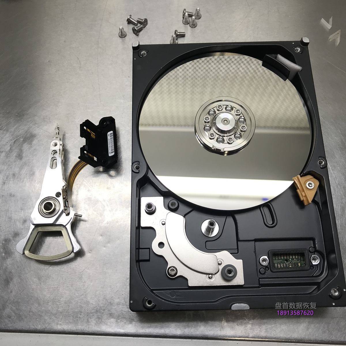 WD5000AAKX-001CA0硬盘磁头损坏敲盘异响