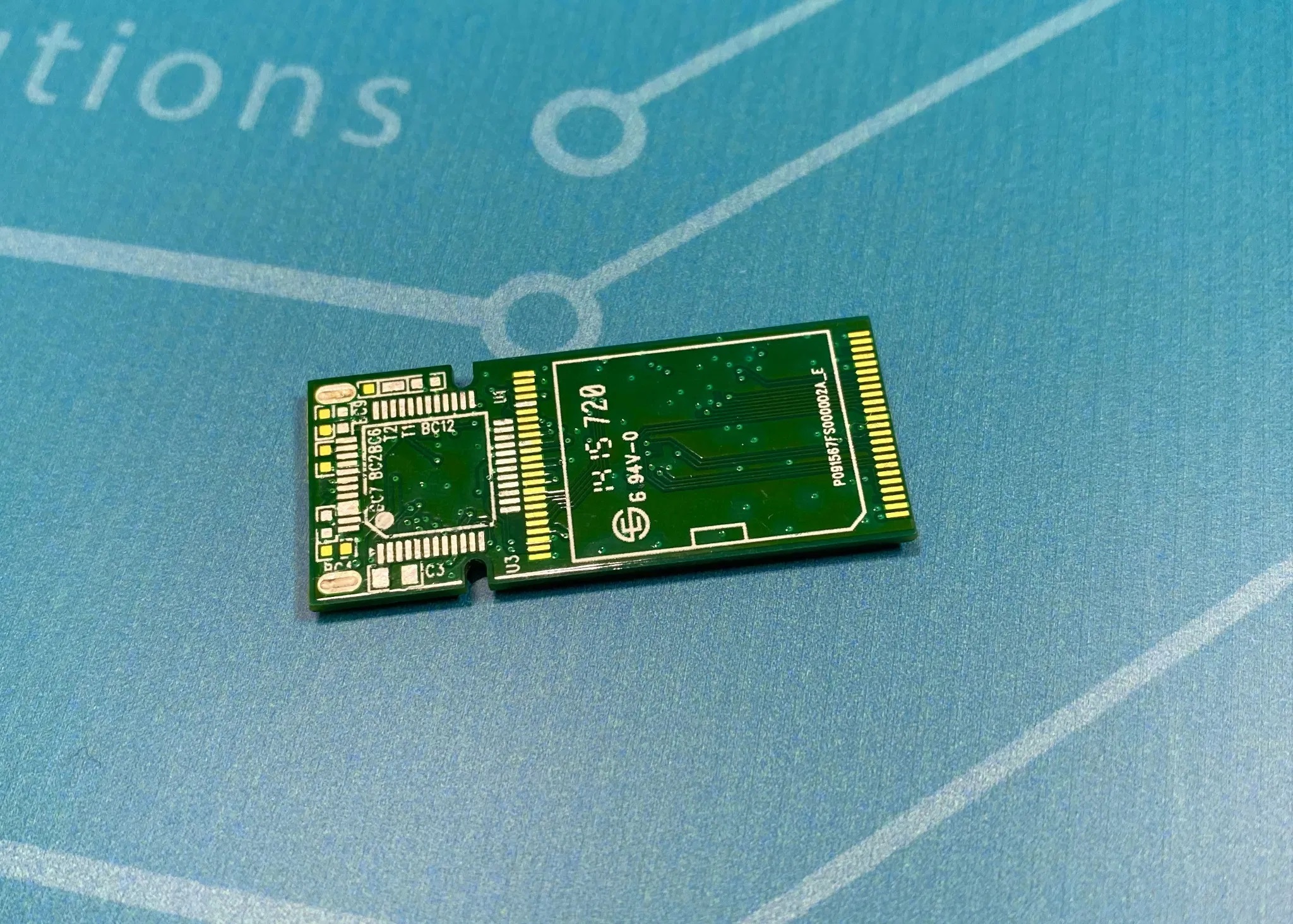 PC-3000 Flash如何将COB(黑牛屎芯片)的存储芯片从NAND闪存驱动器中恢复数据